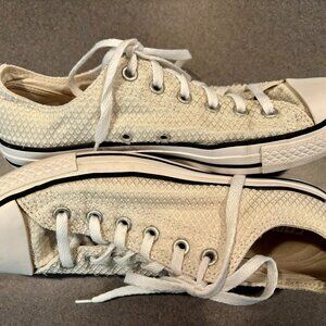 ~~Converse Chuck Taylor All Star OX TEXTURED Low Top Canvas White Women's 10